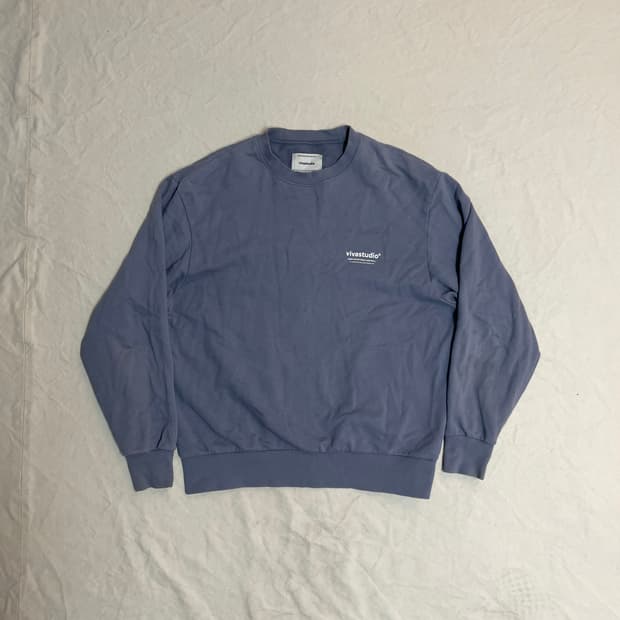 비바스튜디오 맨투맨 