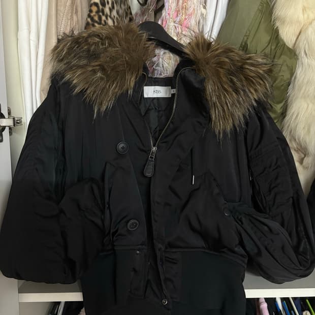 Azul by moussy 퍼 자켓 패딩 후드집업 크롭