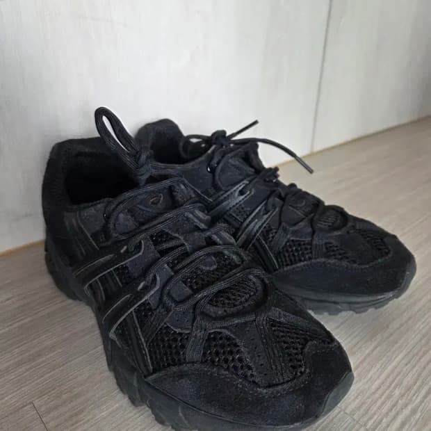 아식스 젤소노마 15-50 Black 250