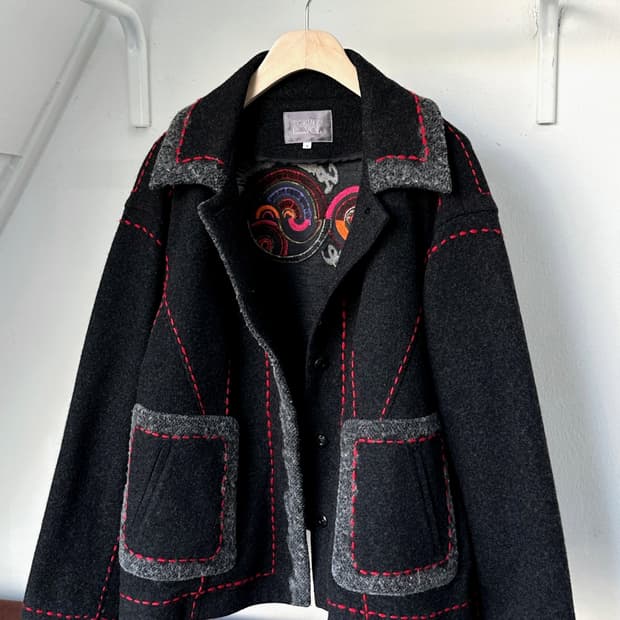 Mosser wool design stitch short coat