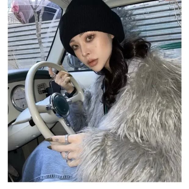 오도어 클루에라 퍼자켓 블랙 