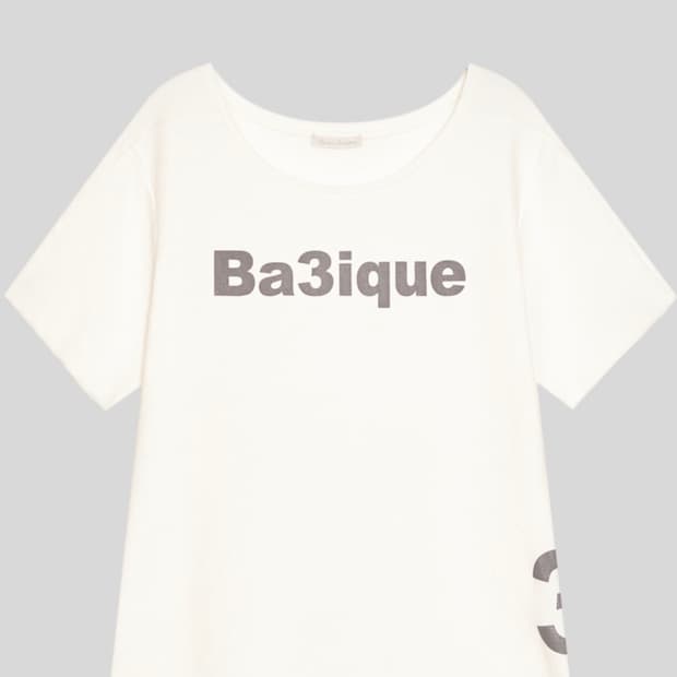 💛삽니다💛[fe.3] loose logo t-shirt (ivory)