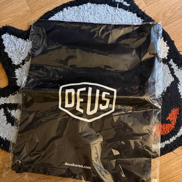 🔥데우스 스트링백🔥(새상품)