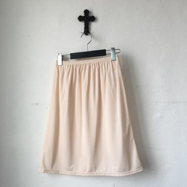Slip skirt