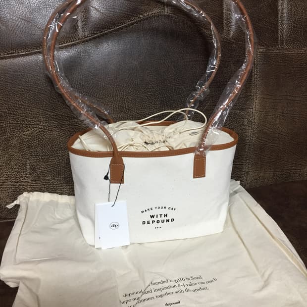 드파운드 데이백 쇼퍼 S 카멜 새상품(더스트백 있음)