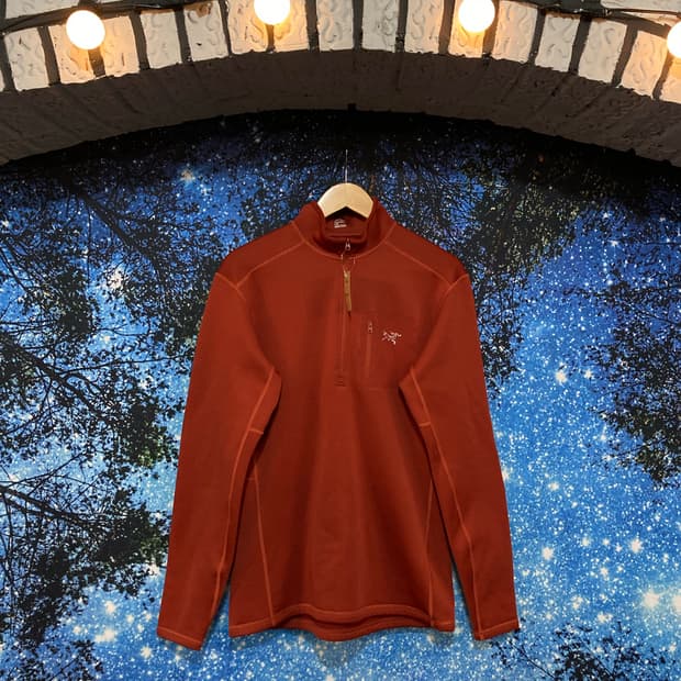 ⚜️Arc'teryx(아크테릭스) 헤비웨이트짚 넥 폴리스 미드 레이어