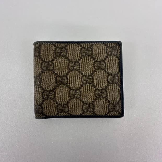 GUCCI 구찌 GG로고 쟈가드 반지갑