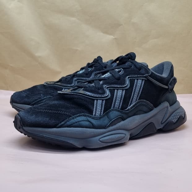 아디다스 오즈위고 블랙 남성운동화270