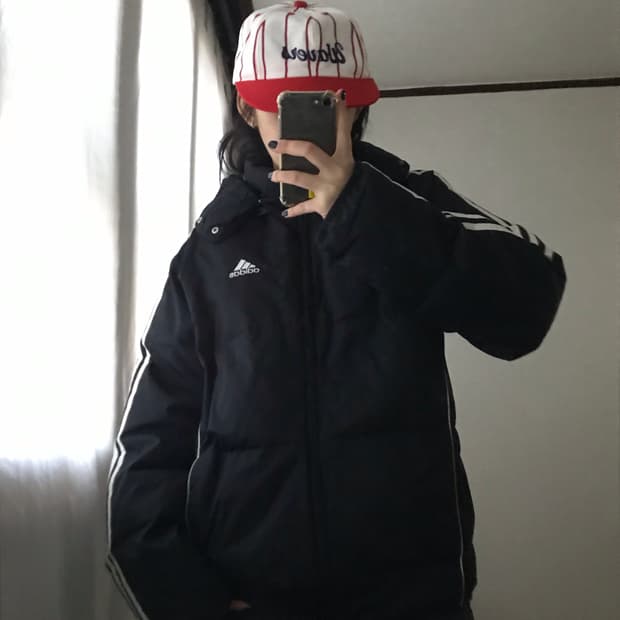 아디다스 00s 검흰 후드 패딩