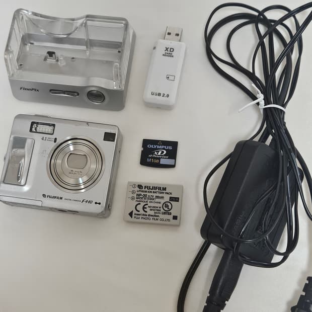 후지필름 파인픽스 F440 판매