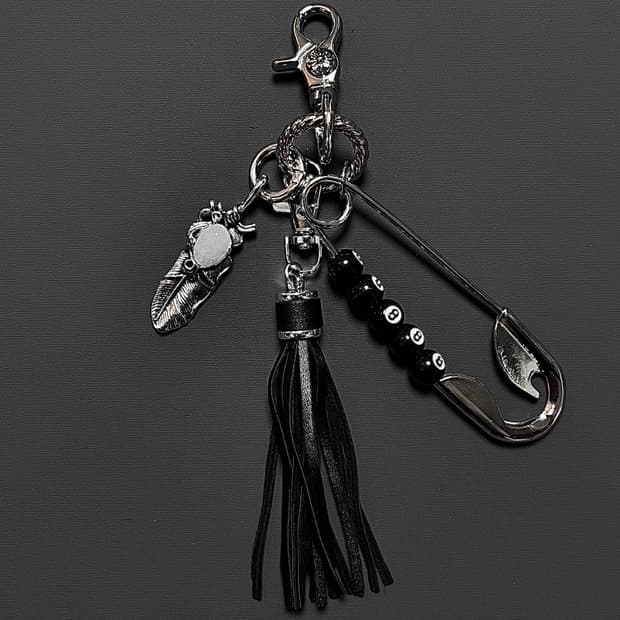 8볼 에스닉 테슬 키링