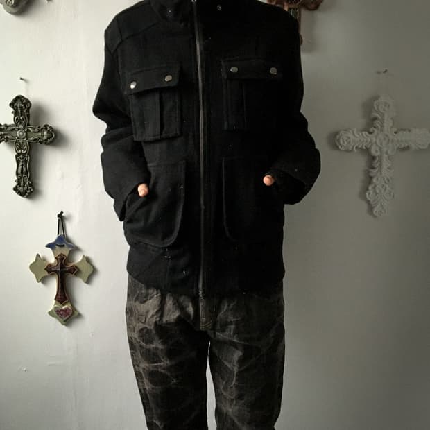 Pocket point woolen high neck jacket