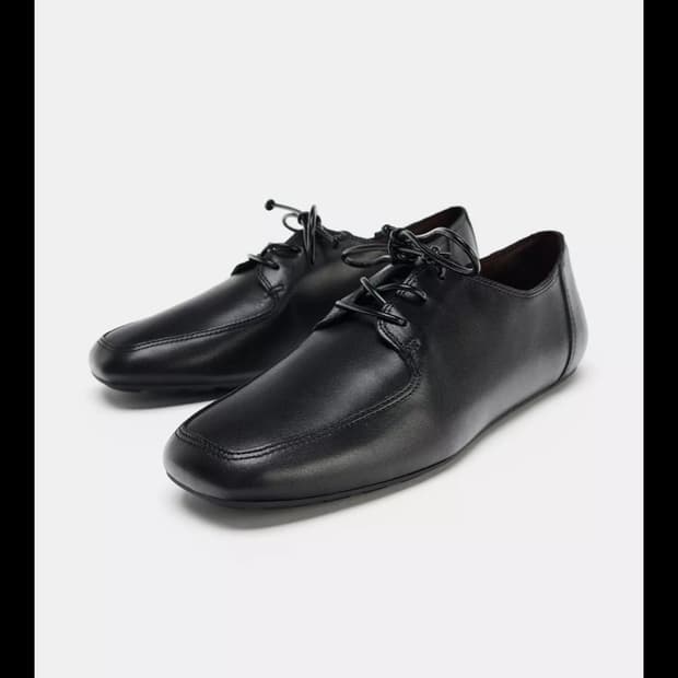 새상품) 235 자라 레이스업 플랫 레더 슈즈