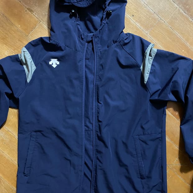 데상트 남성 바람막이 후드 점퍼 L