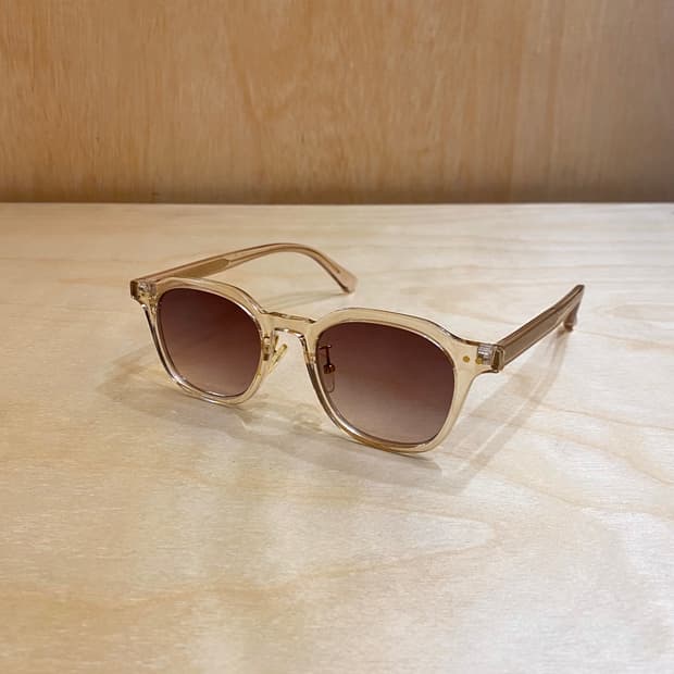VTG clear frame sunglasses 크라운판토 웰링턴 선글
