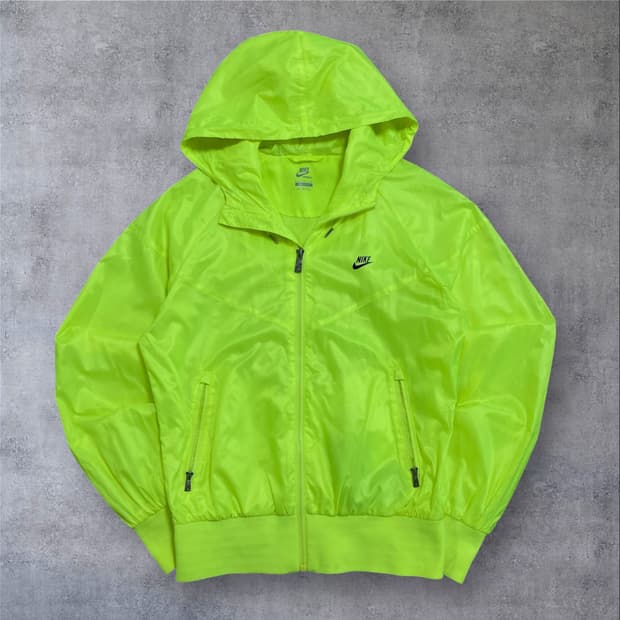 나이키 퓨추라 스몰 로고 네온 바람막이