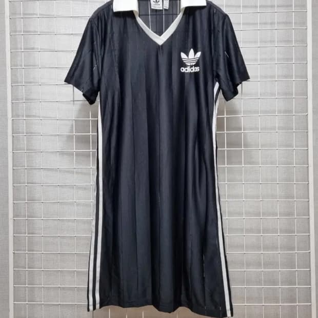 아디다스 원피스 M (새상품급)