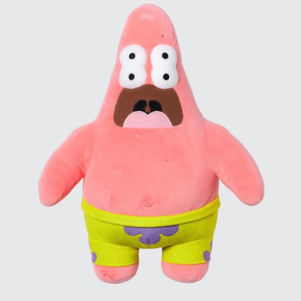 유니클로x cpfm 스펀지밥 뚱이 인형