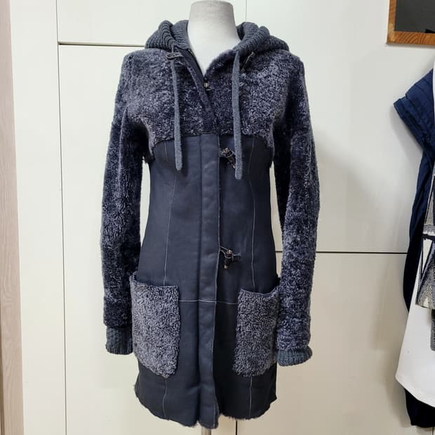 로레나안토니오찌 무스탕