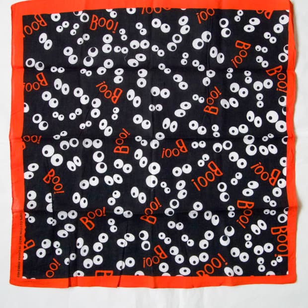 [ Boo eyes scarf ]