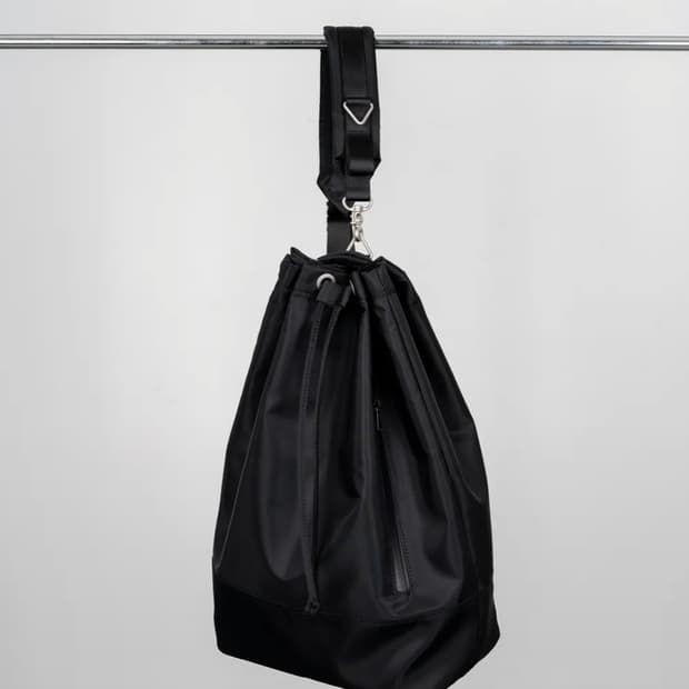 하아카이브 2웨이 워털루 블랙 나일론 더플백