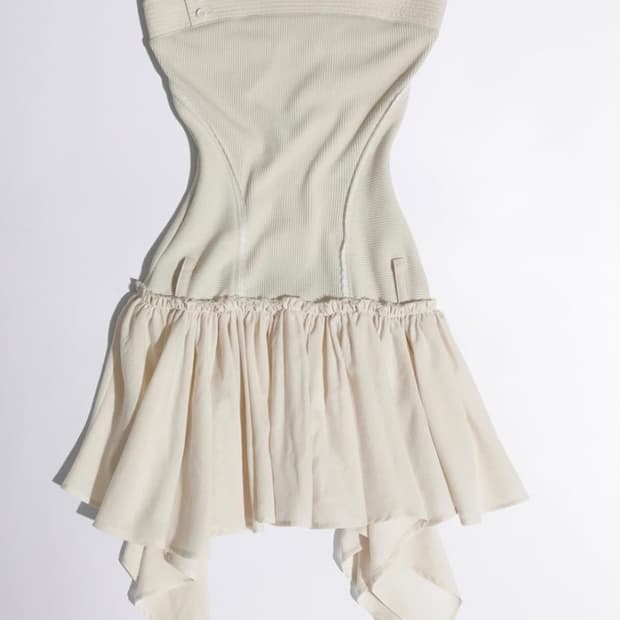 구해요)스컬프터 Tube Top Low Waist Dress  cream