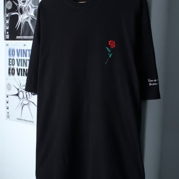 (L-2XL) 꼼파뇨 반팔 티셔츠 빅사이즈 장미자수 올드스쿨-H30702