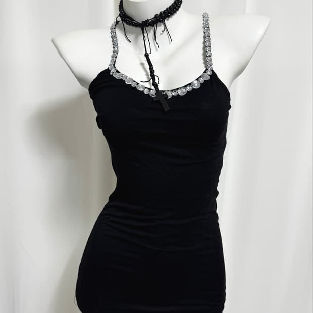 Cubic back butterfly top