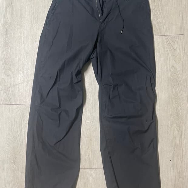 [32] 무신사스탠다드 파라슈트 팬츠