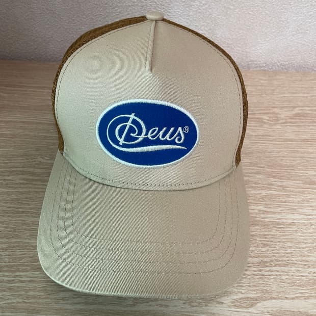 데우스 캡 모자