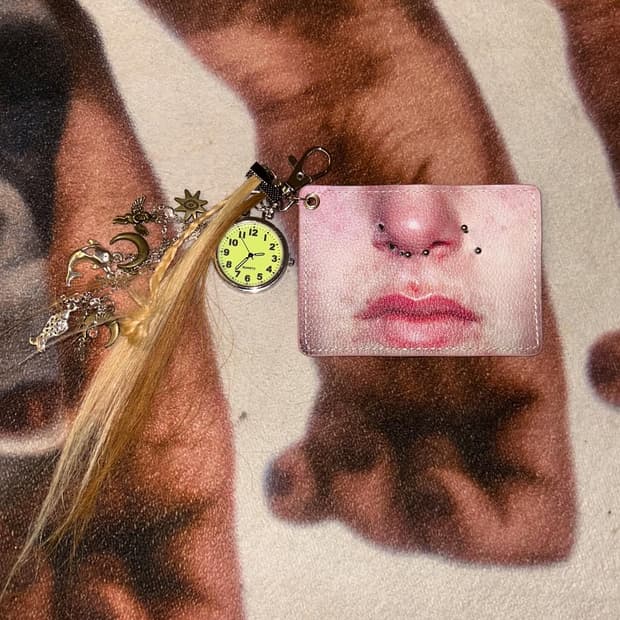 𓇽 Pierced Acne Face Card Holder 𓇽