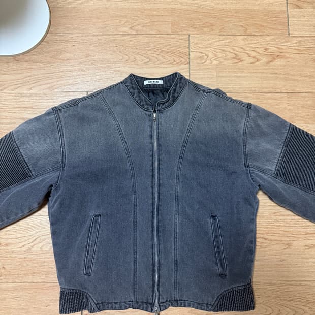 (Free size) 빈티지 워싱 흑청 데님자켓