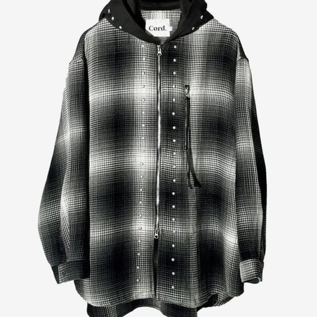 [ L ]코드 지퍼 포켓 후디드 스터드 셔츠 블랙