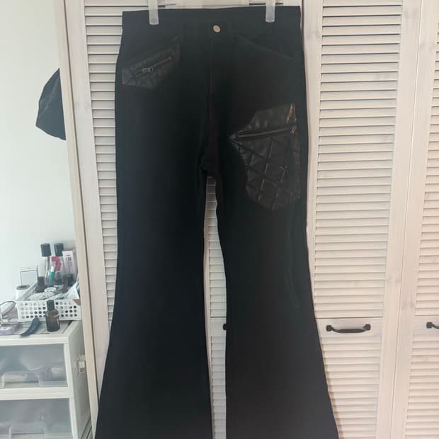 (1)에모스탠스클럽 레더패치 플레어진 v2