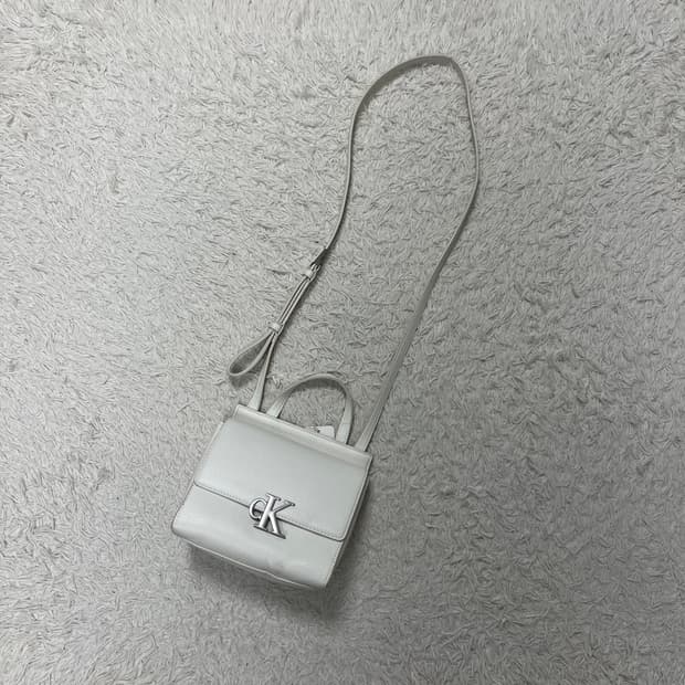 캘빈클라인 크로스백