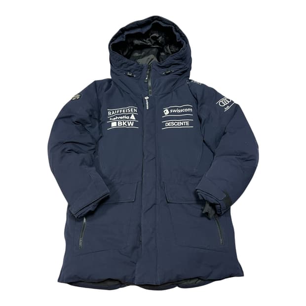 ✨ (바배) 데상트 대장급 스페셜라인 스위스스키팀 미드 덕다운 패딩 