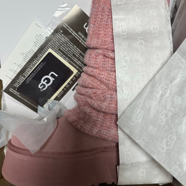 UGG 어그 클래식 미니 디퍼 레그워머 핑크 240