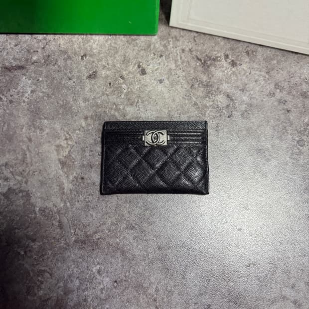 샤넬 보이 카드지갑 정품