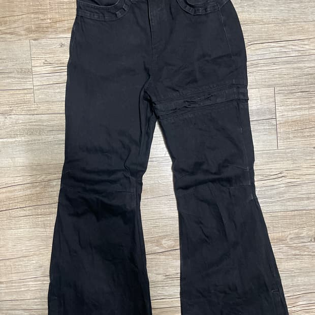 포그서비스 플레어팬츠 블랙 2사이즈 판매합니다.