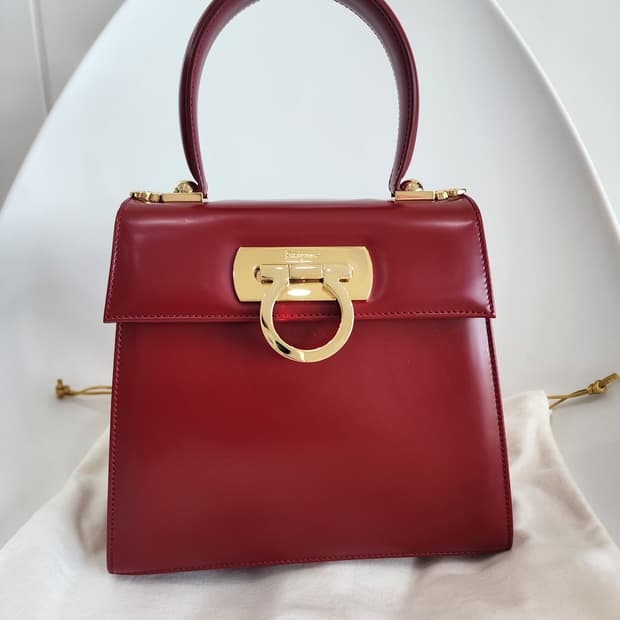 페라가모 탑핸들 켈리백(스몰)