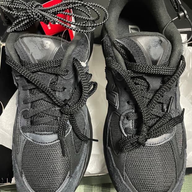 뉴발란스 카키스 2010 앱졸브 블랙 팬텀 285 새상품