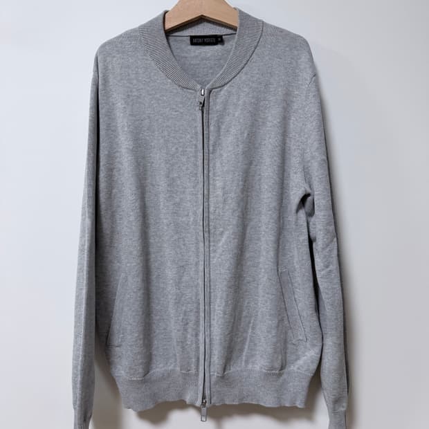 안토니모라토 니트집업 