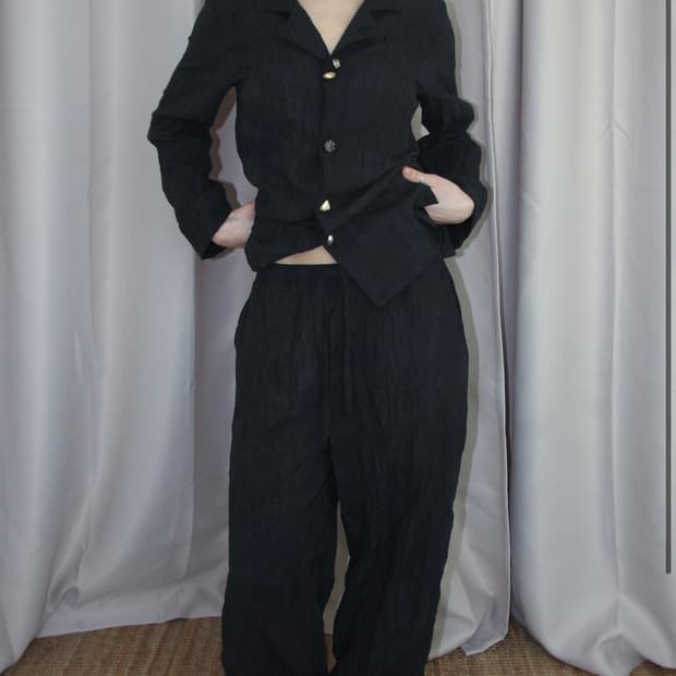아모르사이 WRINKLE WIDE TROUSERS - BLACK 