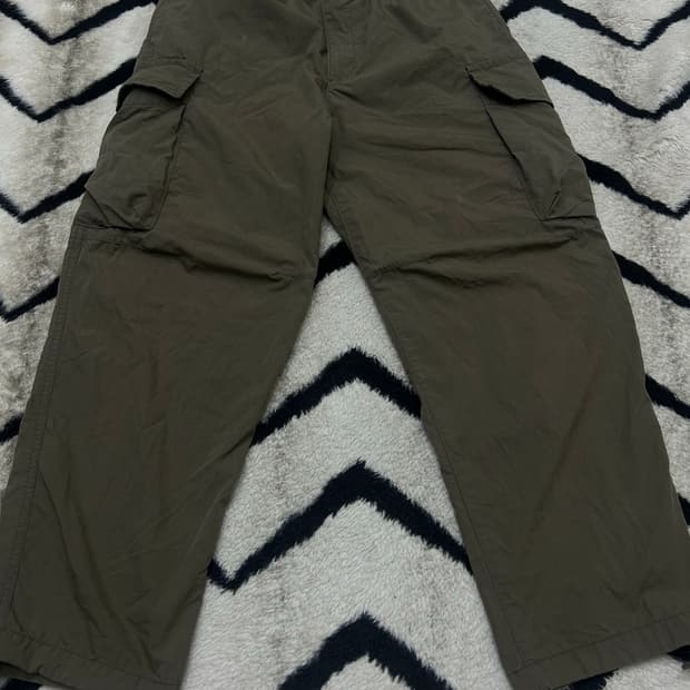 [S]유니클로U 와이드 파라슈트 카고 팬츠/카키