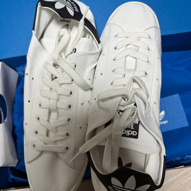 [43] 발렌시아가 아디다스 스탠스미스 오프화이트 새상품