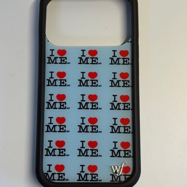 아이폰17프로 와일드플라워 아이하트미 케이스
