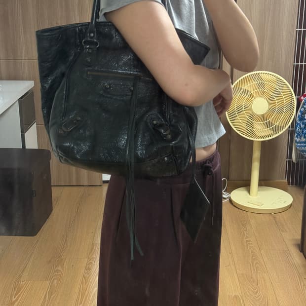 발렌시아가 선데이 모터 토트백