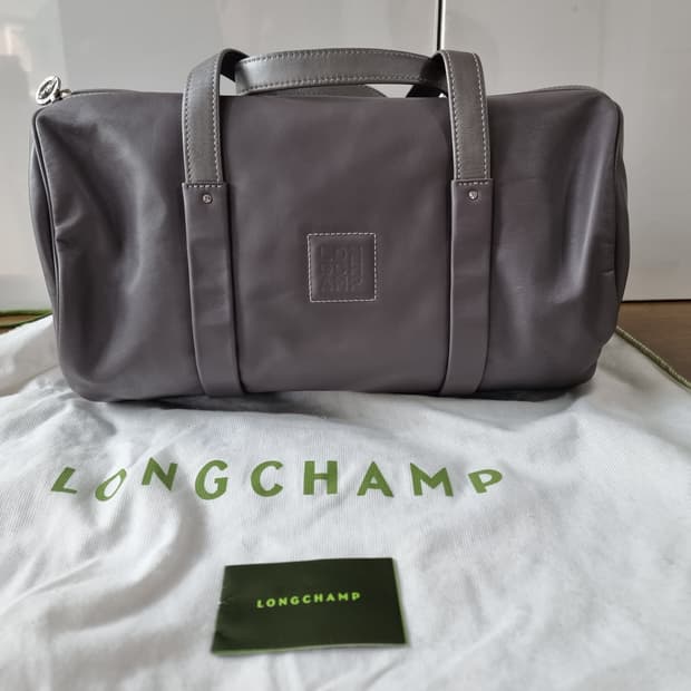 새상품) 롱샴 카프스킨 더플백 회색