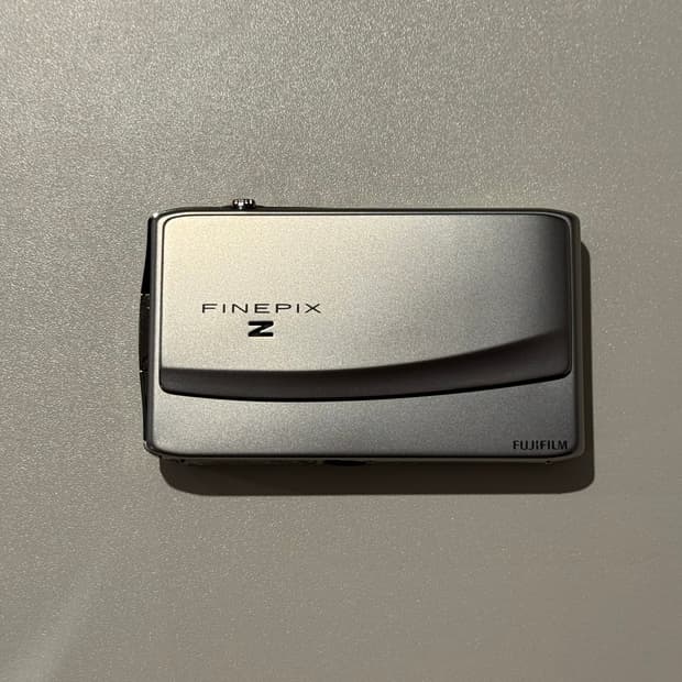 [새상품급 풀박스] 후지필름 파인픽스 Z900EXR 실버 디지털 카메라