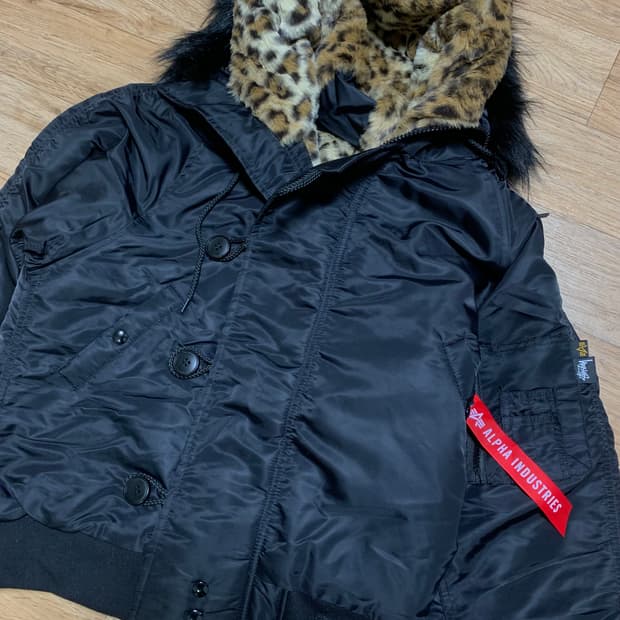 스투시 알파인더스트리 n2b